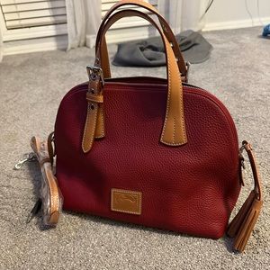 Dooney & Bourke handbag, like new, red